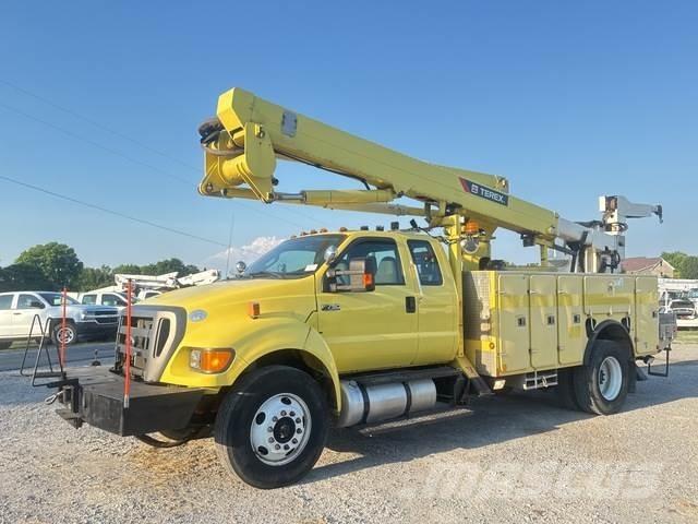 Ford F-750 Auto hoogwerkers