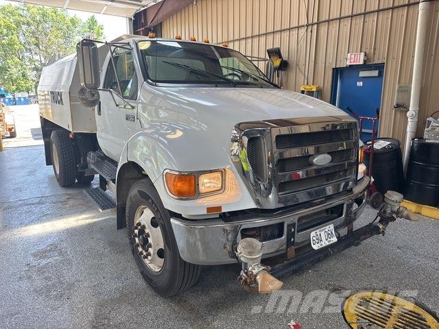 Ford F-750 Water tankwagens