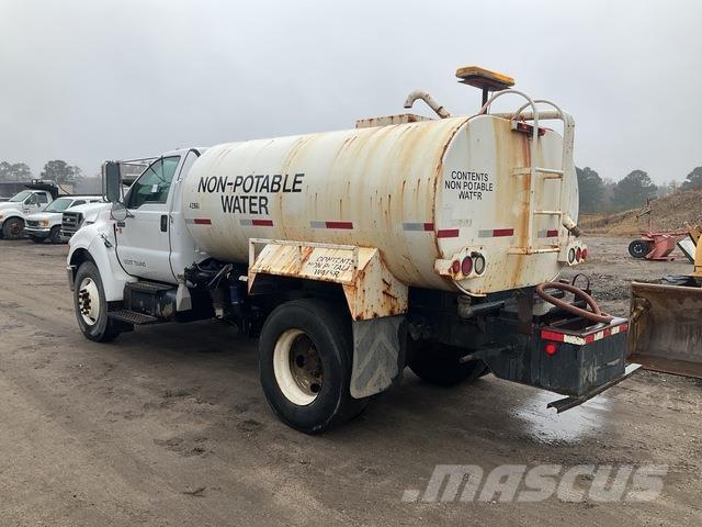 Ford F-750 Water tankwagens