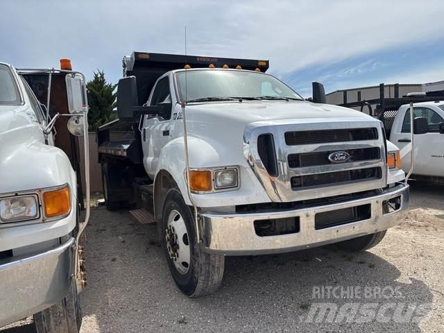 Ford F-750XL Kipper