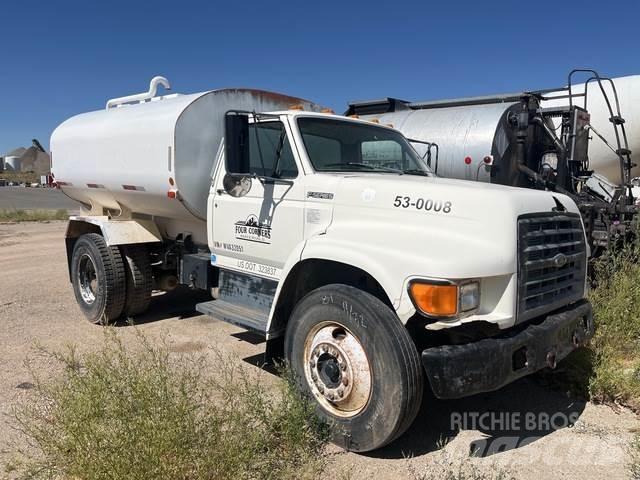 Ford F-800 Water tankwagens