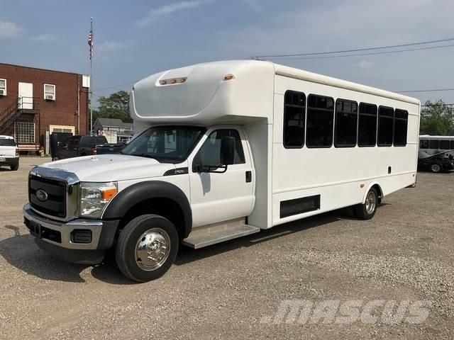 Ford F550 Minibussen