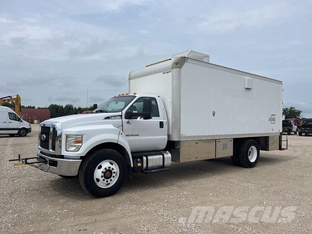Ford F750 Kolkenzuigers