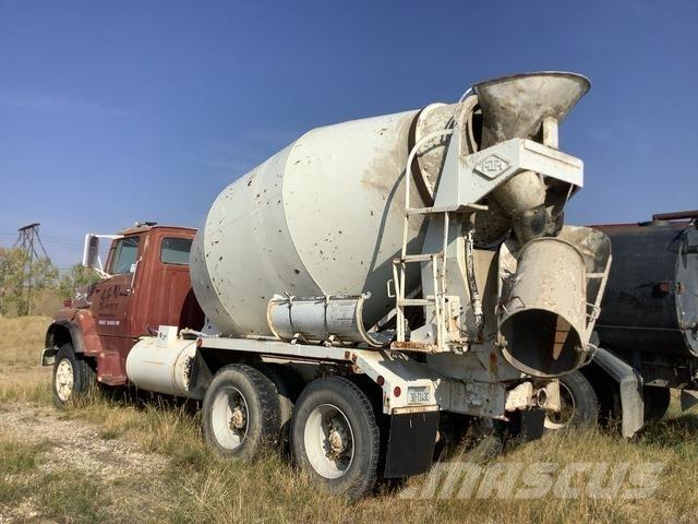 Ford L8000 Anders