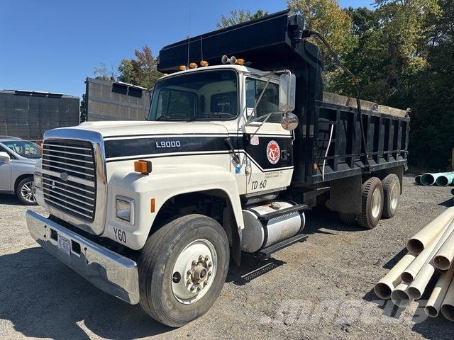 Ford L9000 Kipper