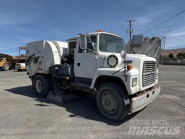 Ford LN7000 Veegwagens