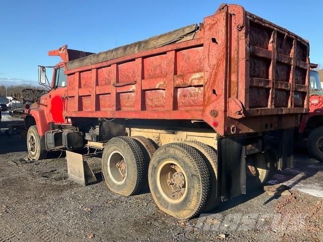 Ford LT8000 Kipper