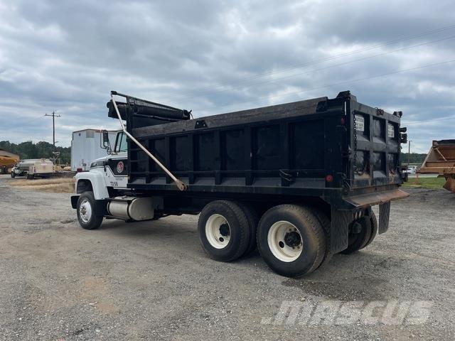 Ford LT9000 Kipper