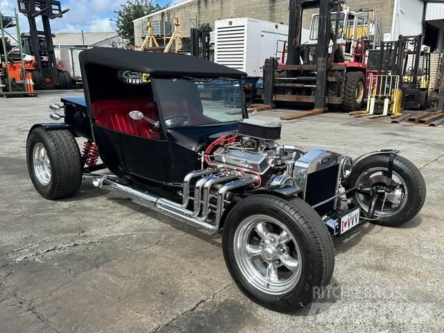 Ford T Bucket Auto's