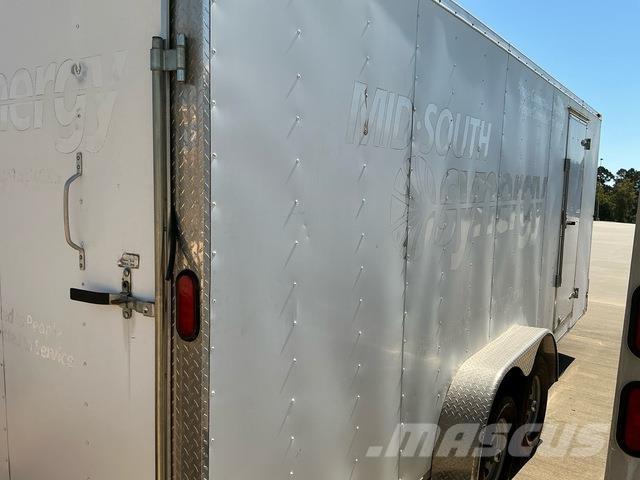 Forest River  Gesloten opbouw trailers