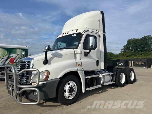 Freightliner  Trekkers