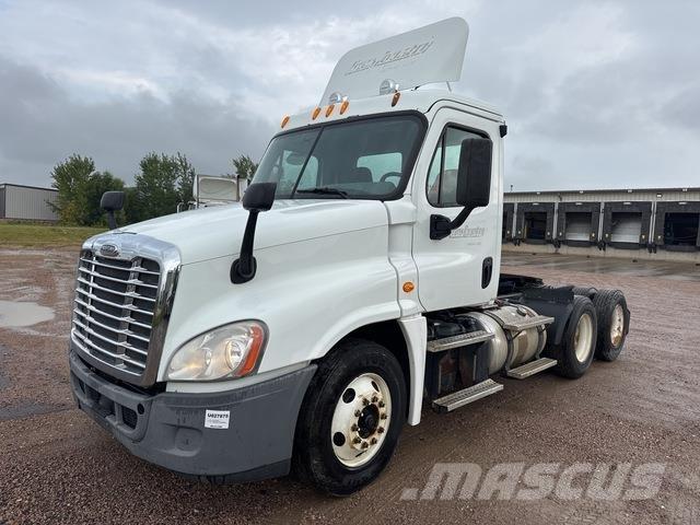 Freightliner  Trekkers