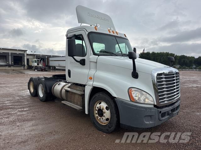 Freightliner  Trekkers