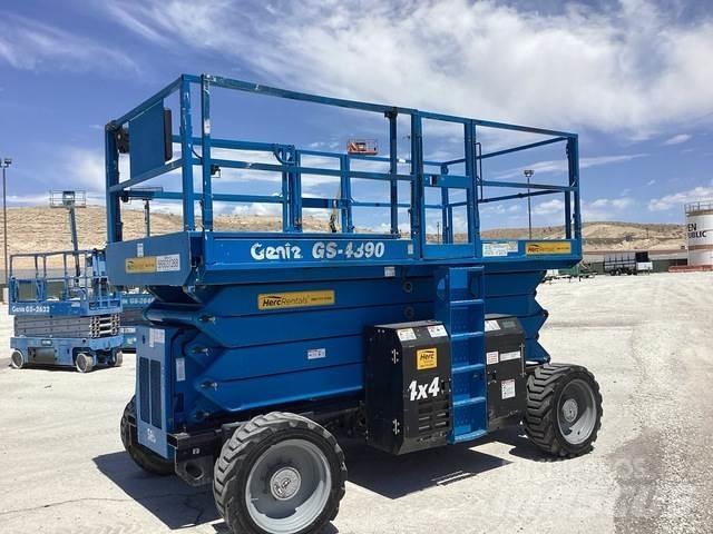 Genie GS-4390 Schaarhoogwerkers