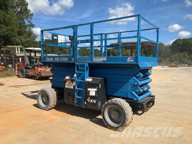 Genie GS4390 Schaarhoogwerkers