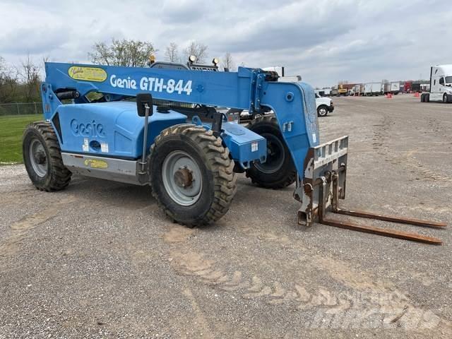 Genie GTH-844 Verreikers