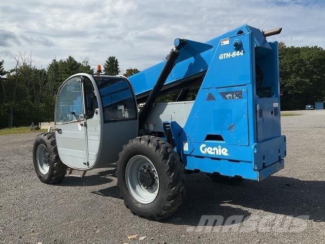 Genie GTH-844 Verreikers