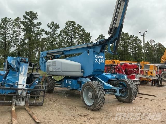 Genie Z-135/70 Knikarmhoogwerkers