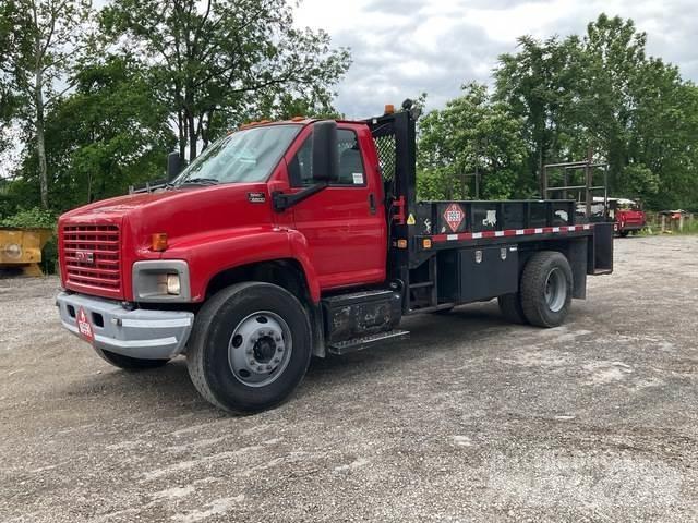 GMC C6500 Platte bakwagens