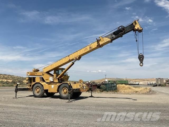 Grove RT625 Ruw terrein kranen