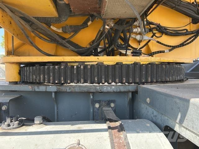 Grove RT700E Ruw terrein kranen