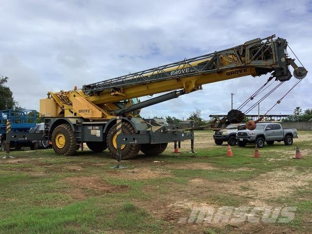 Grove RT890E Ruw terrein kranen