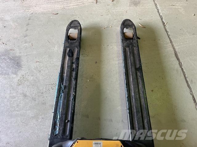 Heli CBD15J Palletiseerders