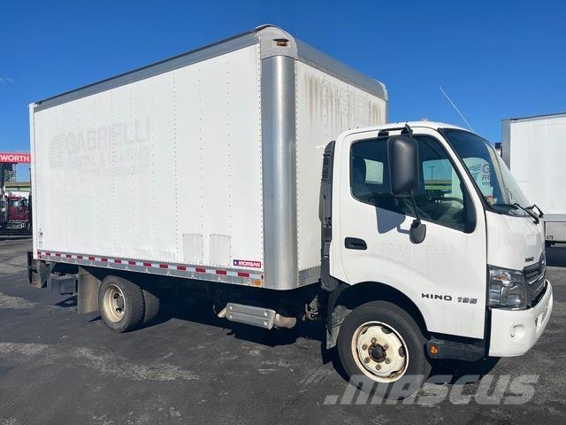Hino 195 Bakwagens met gesloten opbouw