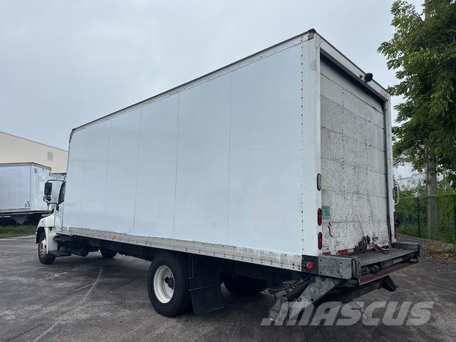 Hino 238 Bakwagens met gesloten opbouw