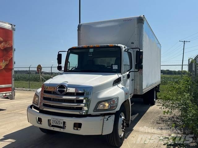 Hino 268 Bakwagens met gesloten opbouw