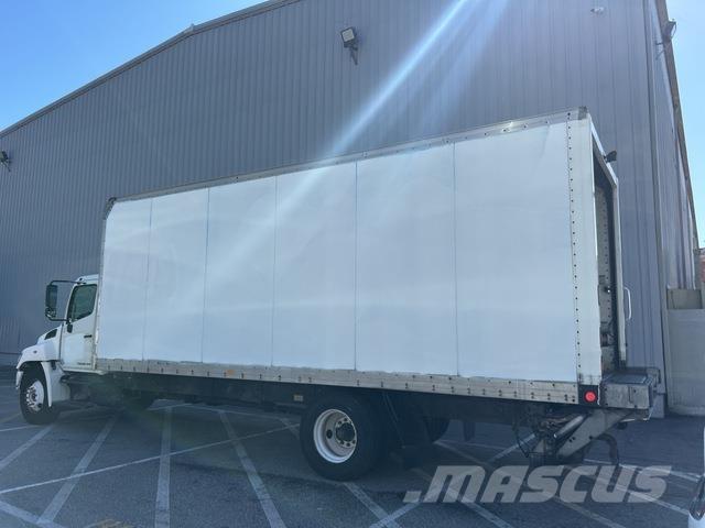 Hino 268 Bakwagens met gesloten opbouw