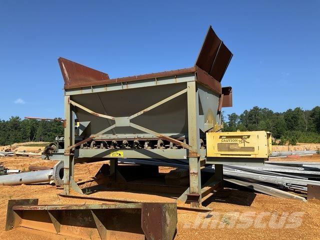  Hoover BF36-20 Feeders