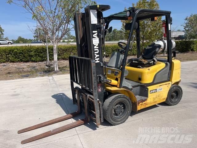 Hyundai 25L-7A Bouw - Overige