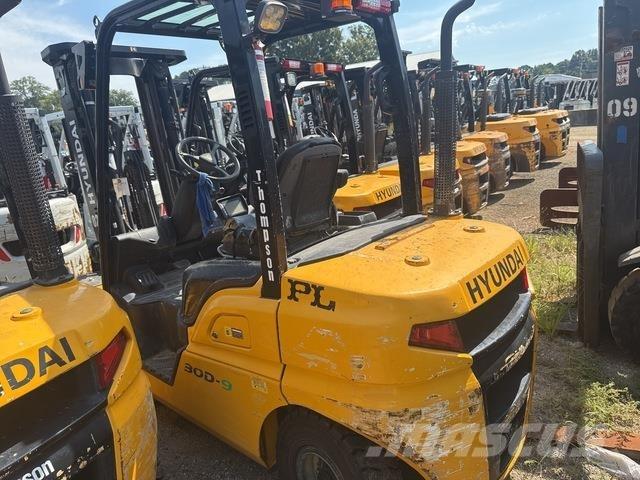 Hyundai 30D-9 Heftrucks overige
