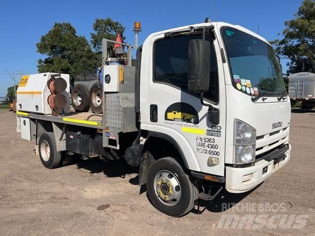 Isuzu NPS 300 Platte bakwagens