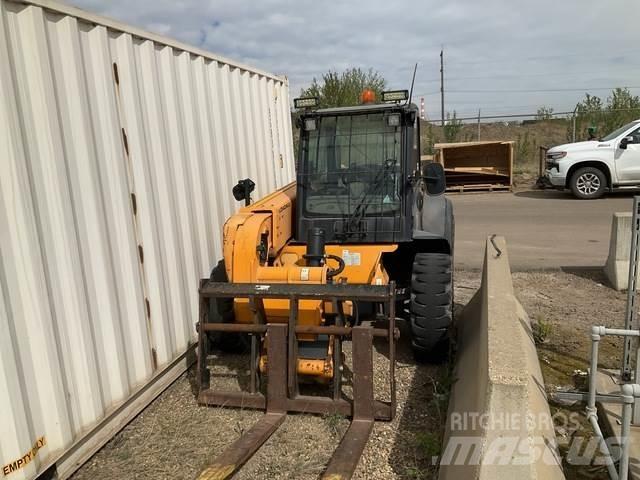 JCB 527-55 Verreikers