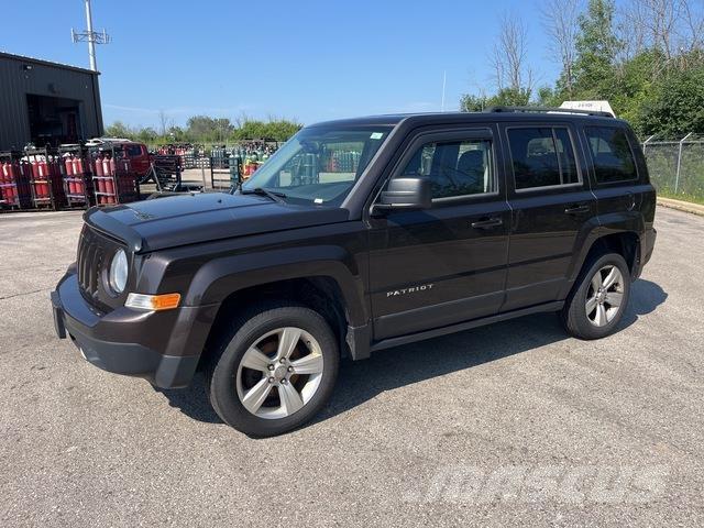 Jeep Patriot Auto's