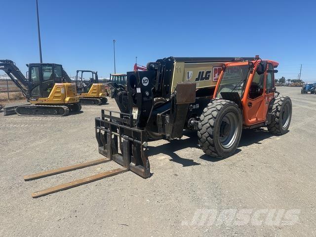 JLG 1055 Verreikers