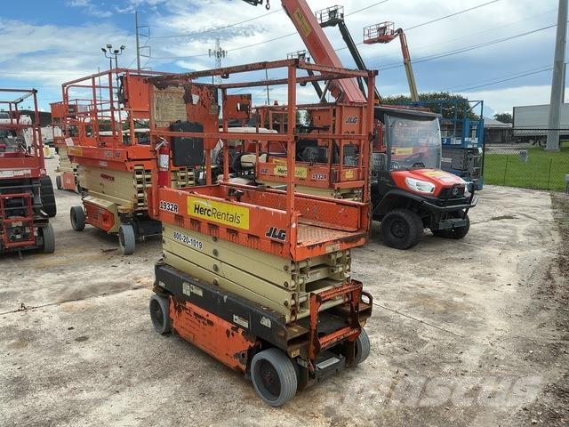 JLG 1932R Schaarhoogwerkers