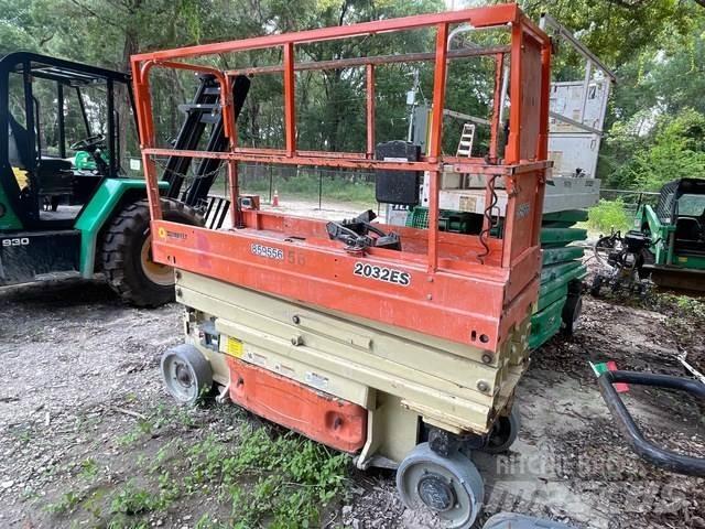 JLG 2032ES Schaarhoogwerkers