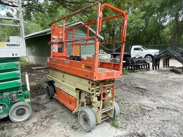 JLG 2032ES Schaarhoogwerkers