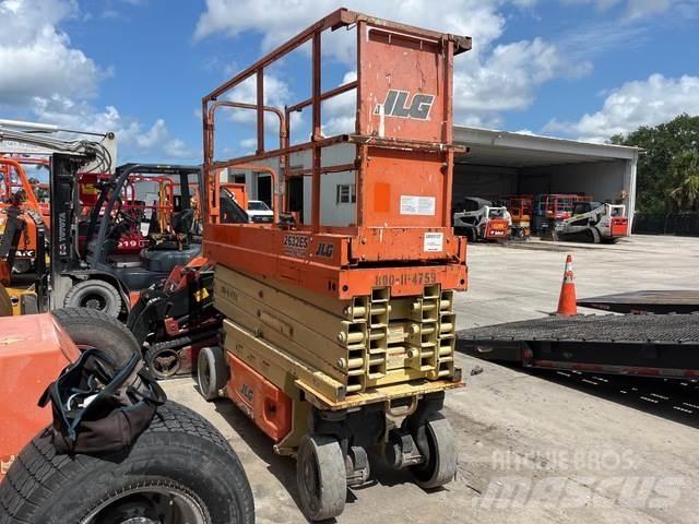 JLG 2632ES Schaarhoogwerkers