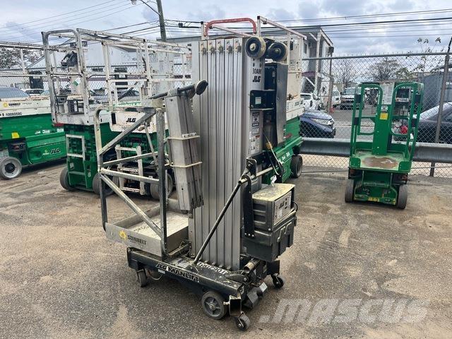 JLG 30AM Personenliften en invalideliften