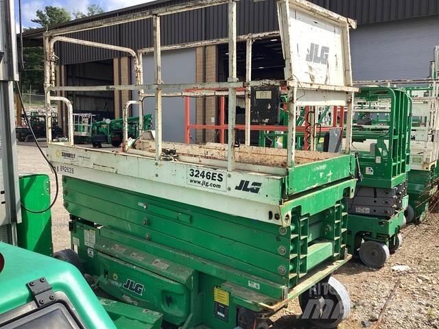 JLG 3246ES Schaarhoogwerkers
