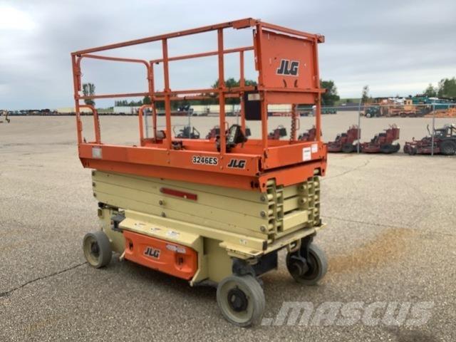JLG 3246ES Schaarhoogwerkers