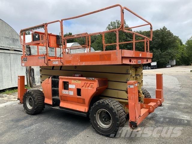 JLG 4394 RT Schaarhoogwerkers