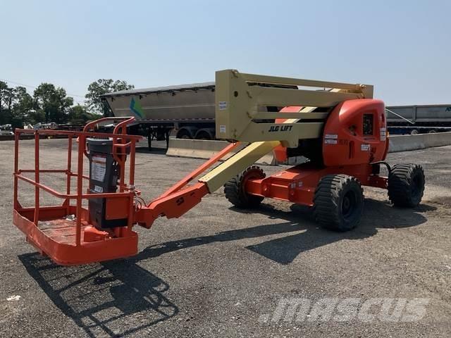 JLG 450A Knikarmhoogwerkers