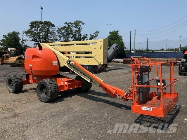 JLG 450A Knikarmhoogwerkers