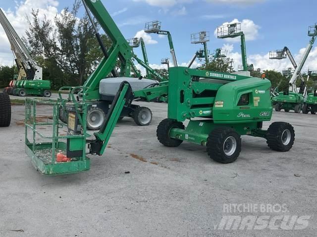 JLG 450AJ Knikarmhoogwerkers