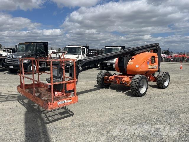 JLG 600A Knikarmhoogwerkers